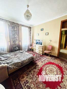 3-к квартира, вторичка, 63м2, 1/1 этаж