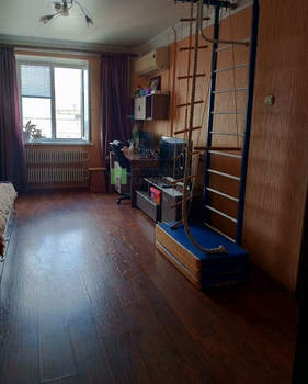 3-к квартира, вторичка, 70м2, 10/10 этаж