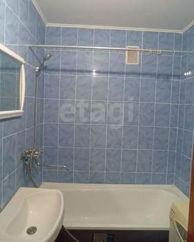 2-к квартира, вторичка, 53м2, 3/5 этаж