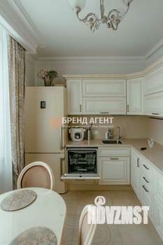 3-к квартира, вторичка, 90м2, 8/11 этаж