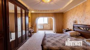 3-к квартира, вторичка, 104м2, 16/17 этаж