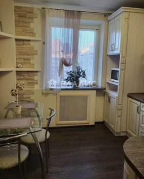 3-к квартира, вторичка, 73м2, 8/9 этаж