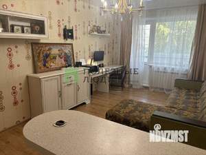 2-к квартира, вторичка, 62м2, 1/10 этаж