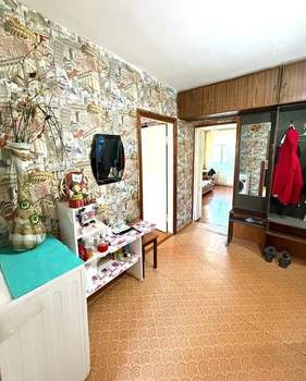 2-к квартира, вторичка, 52м2, 3/3 этаж