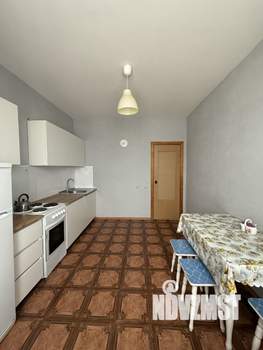 2-к квартира, вторичка, 64м2, 15/18 этаж